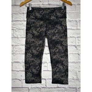 ALO Yoga Women's Cropped Leggings Acid Wash Mid Rise Measured Size‎ Small